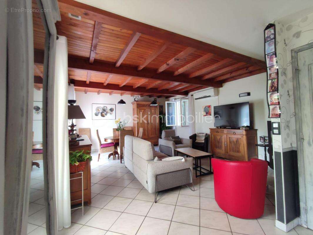 Maison à SAINT-SULPICE