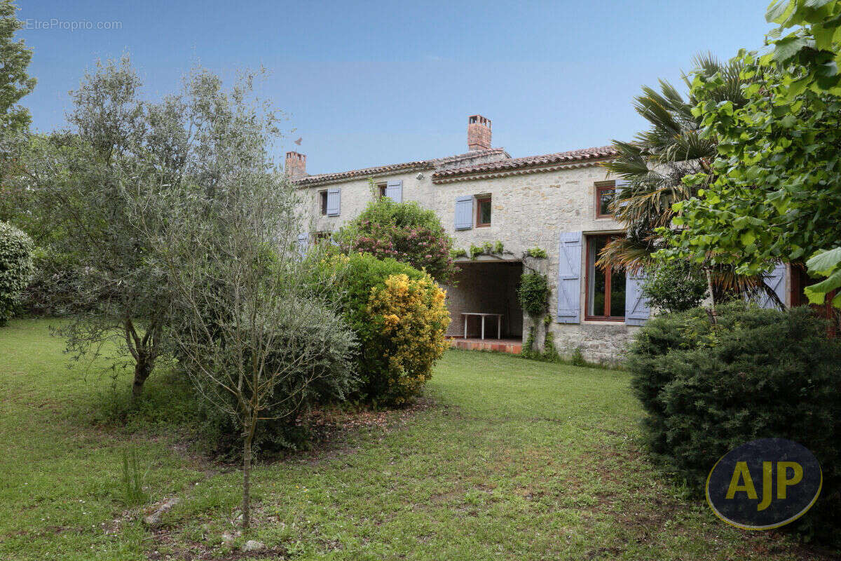 Maison à CIVRAC-EN-MEDOC