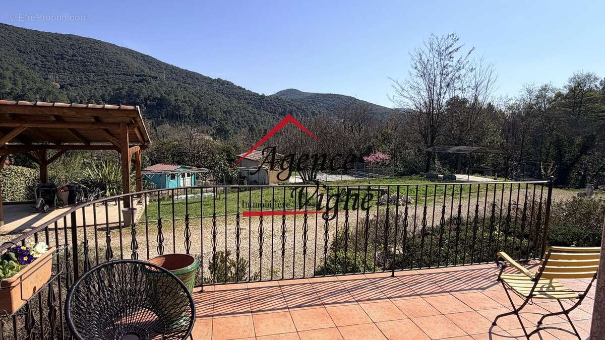 Maison à LE MARTINET