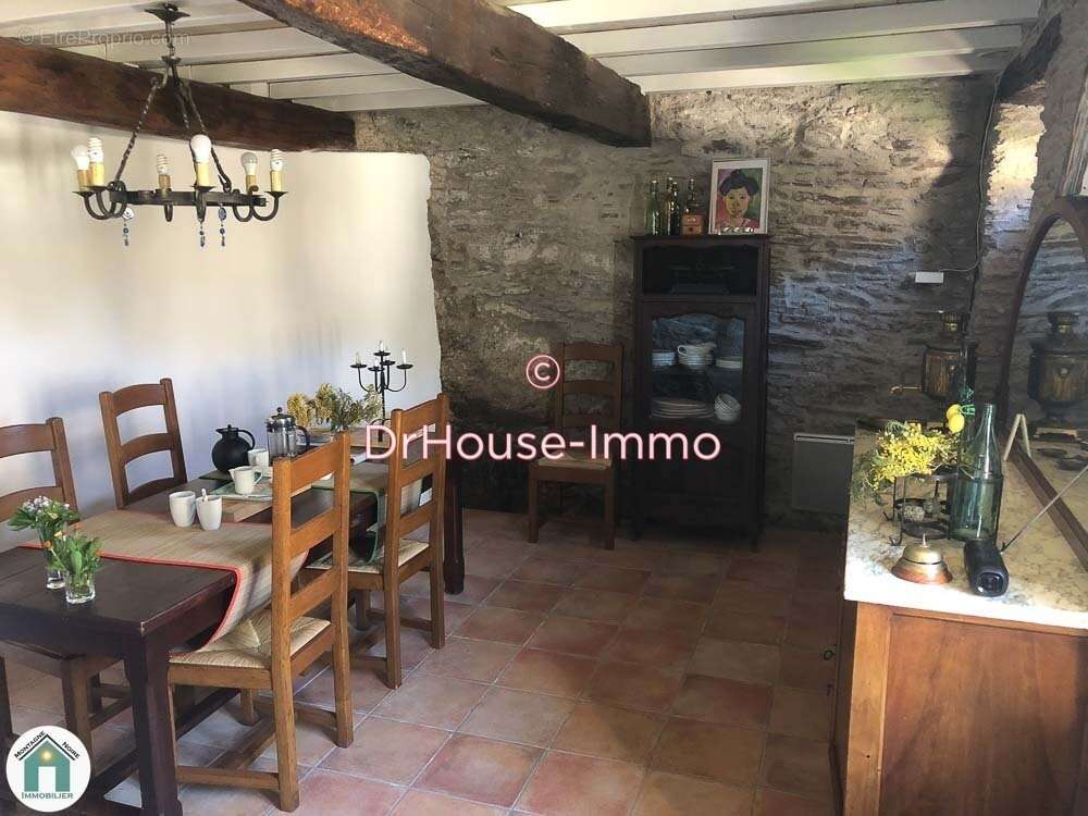 Maison à CUXAC-CABARDES