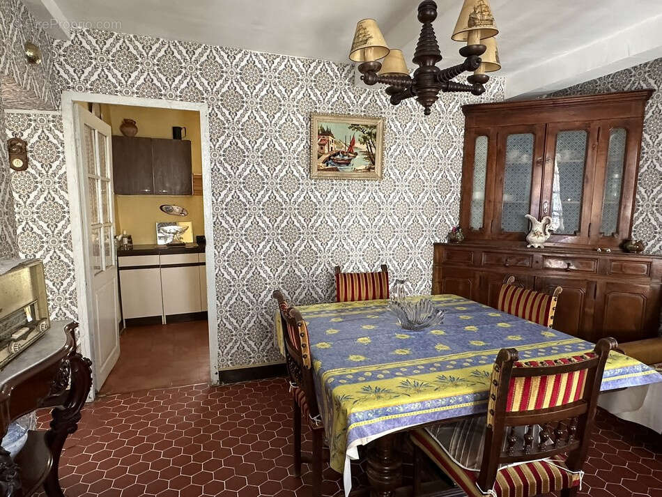 Appartement à UTELLE