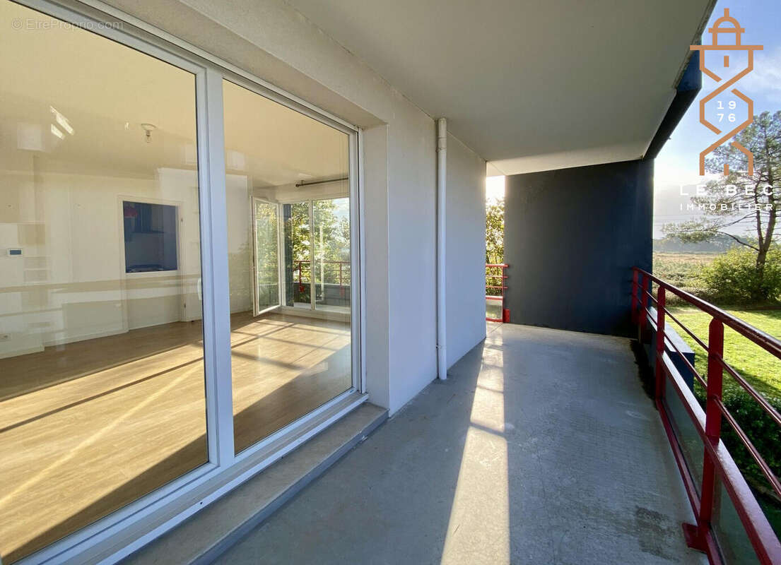 Appartement à SAINT-AVE