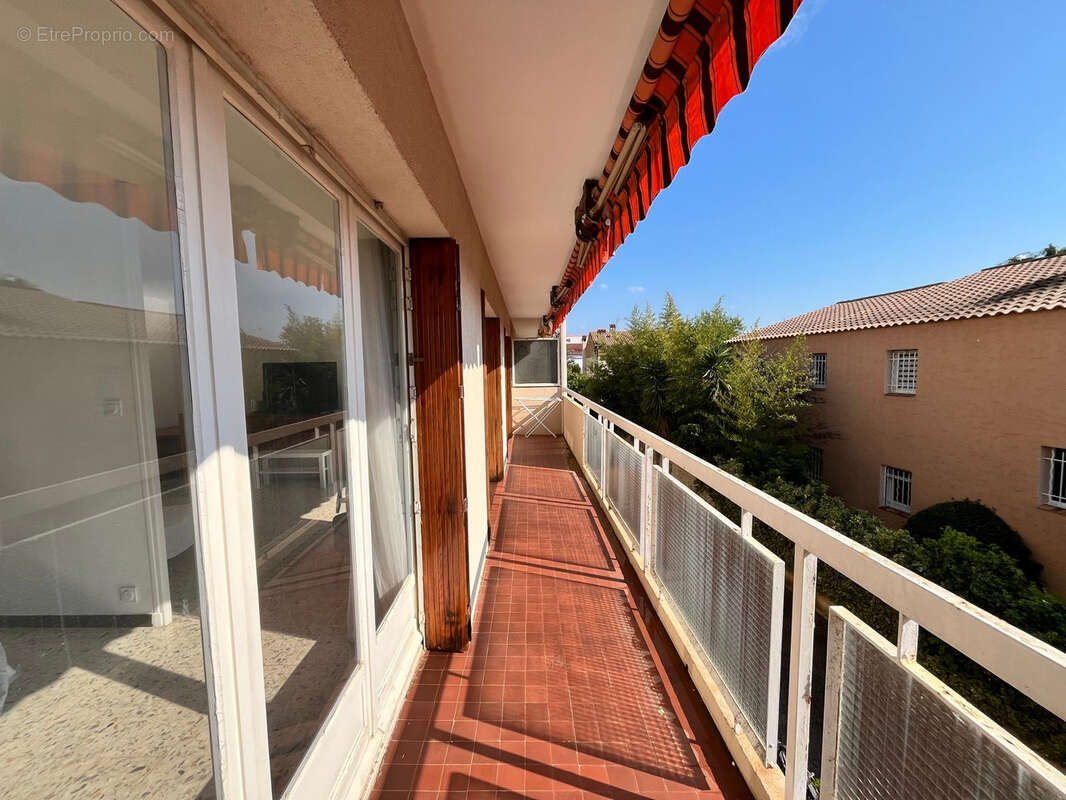 Appartement à HYERES