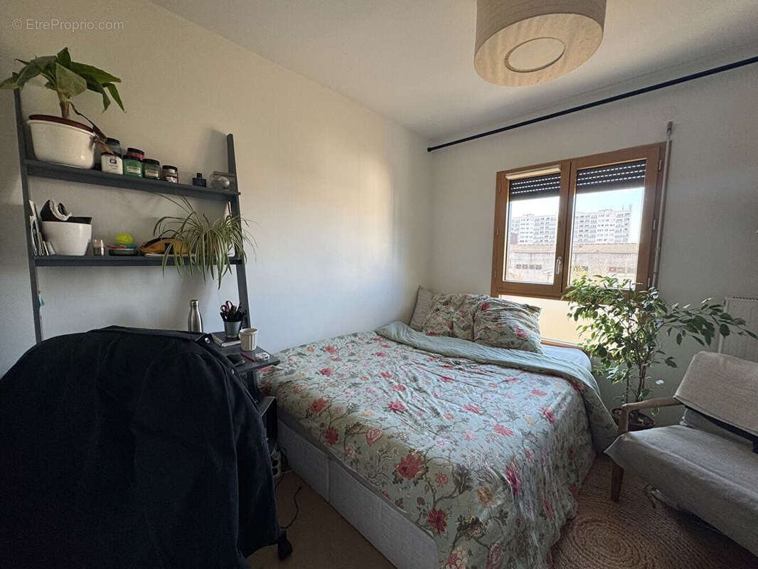 Appartement à AUBERVILLIERS
