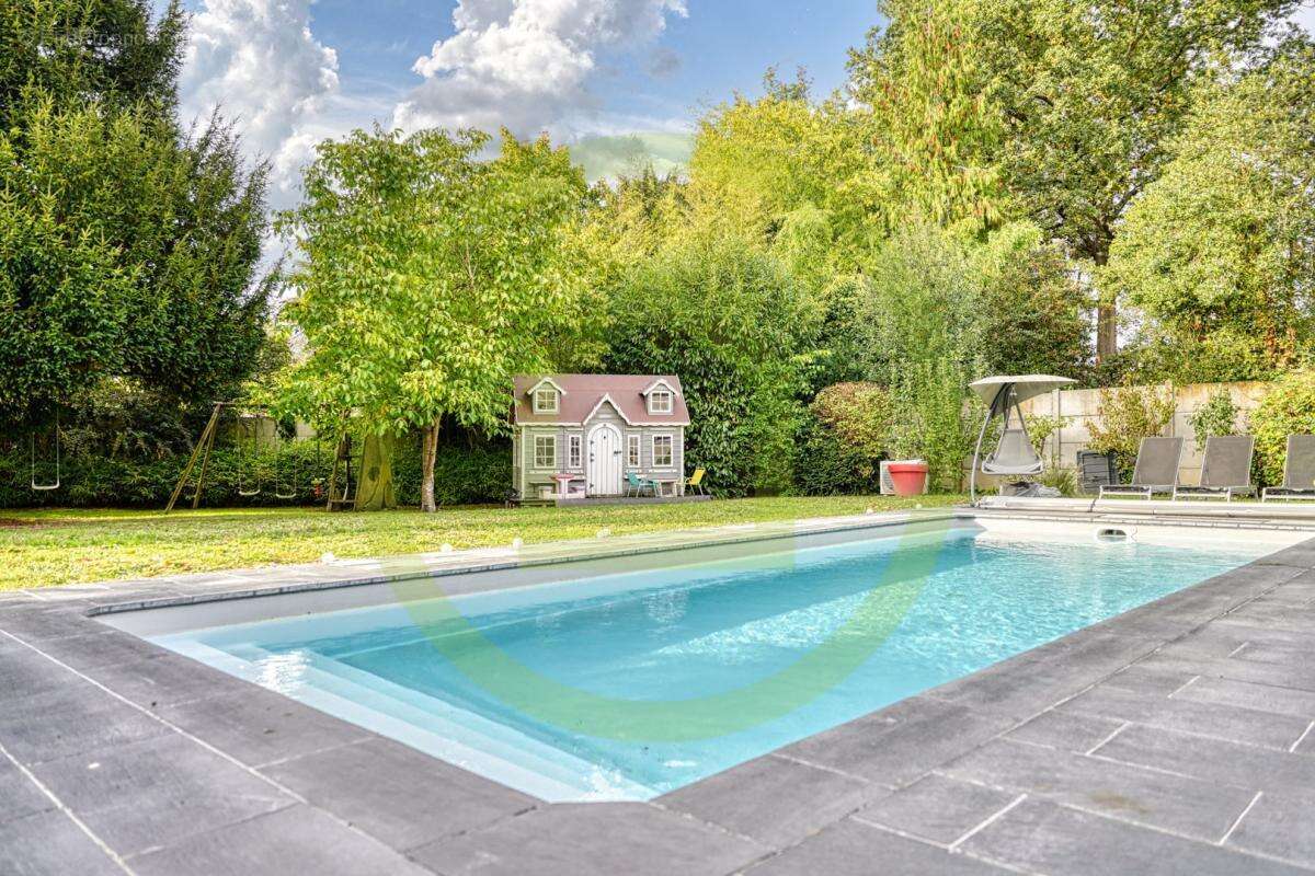 Maison à L&#039;ISLE-ADAM