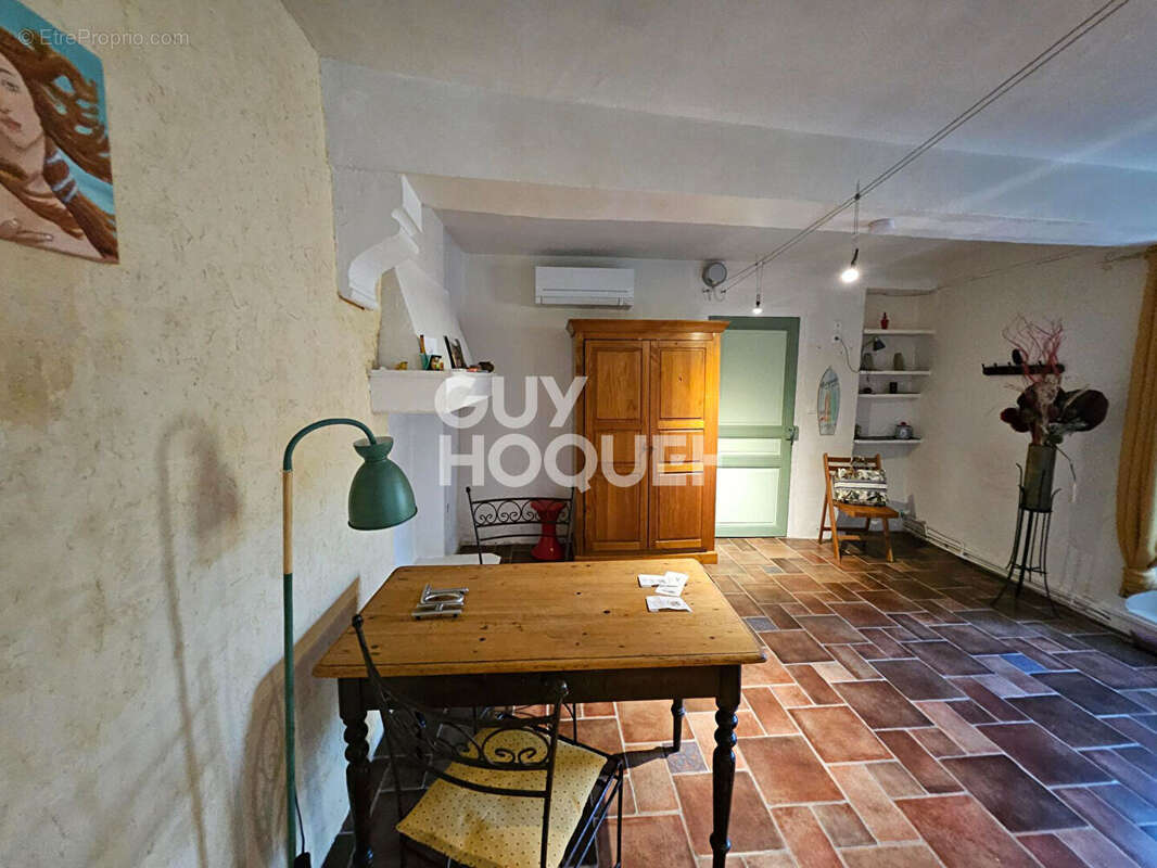 Maison avec extérieur à Vendre à Beaufort - photo 7