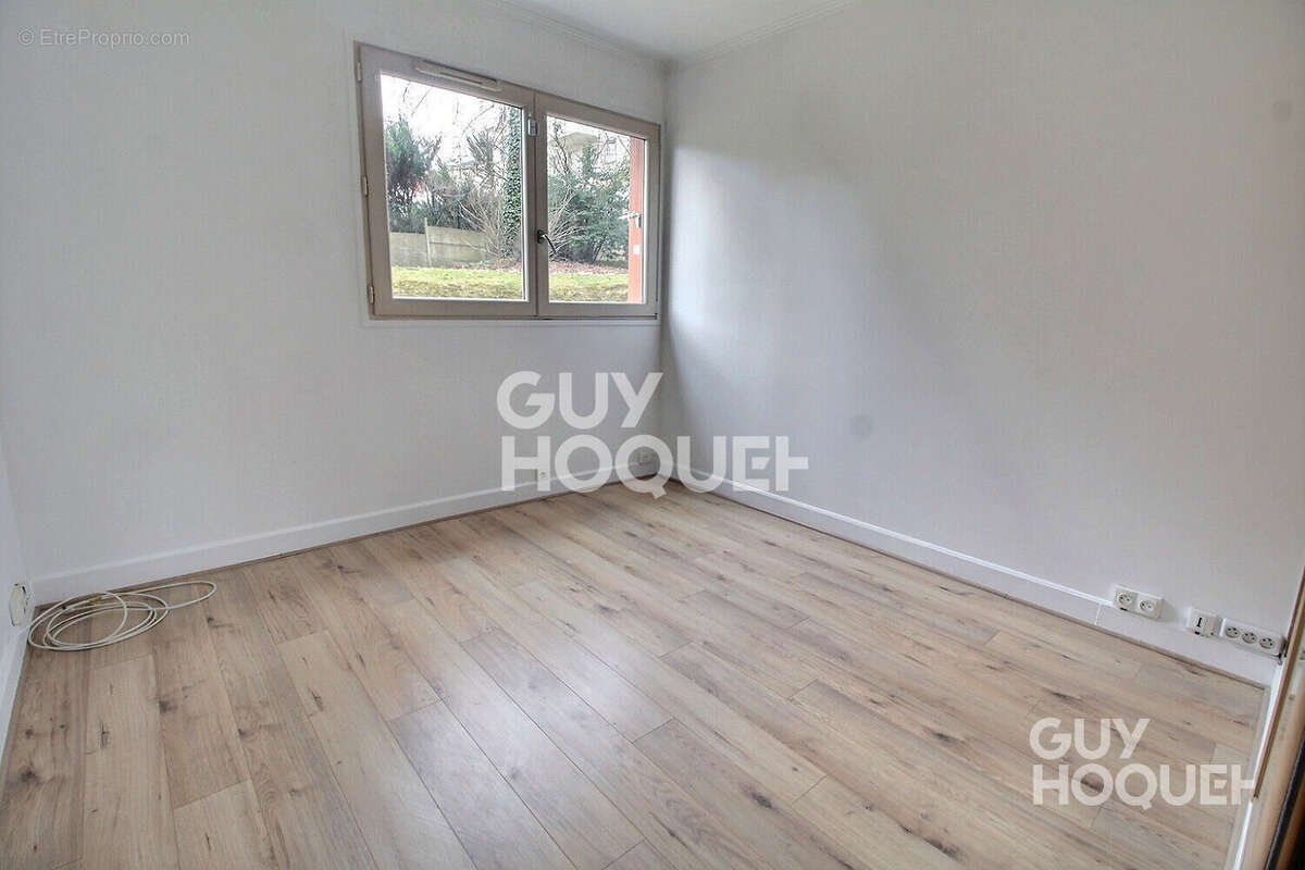 Appartement à CHAVILLE