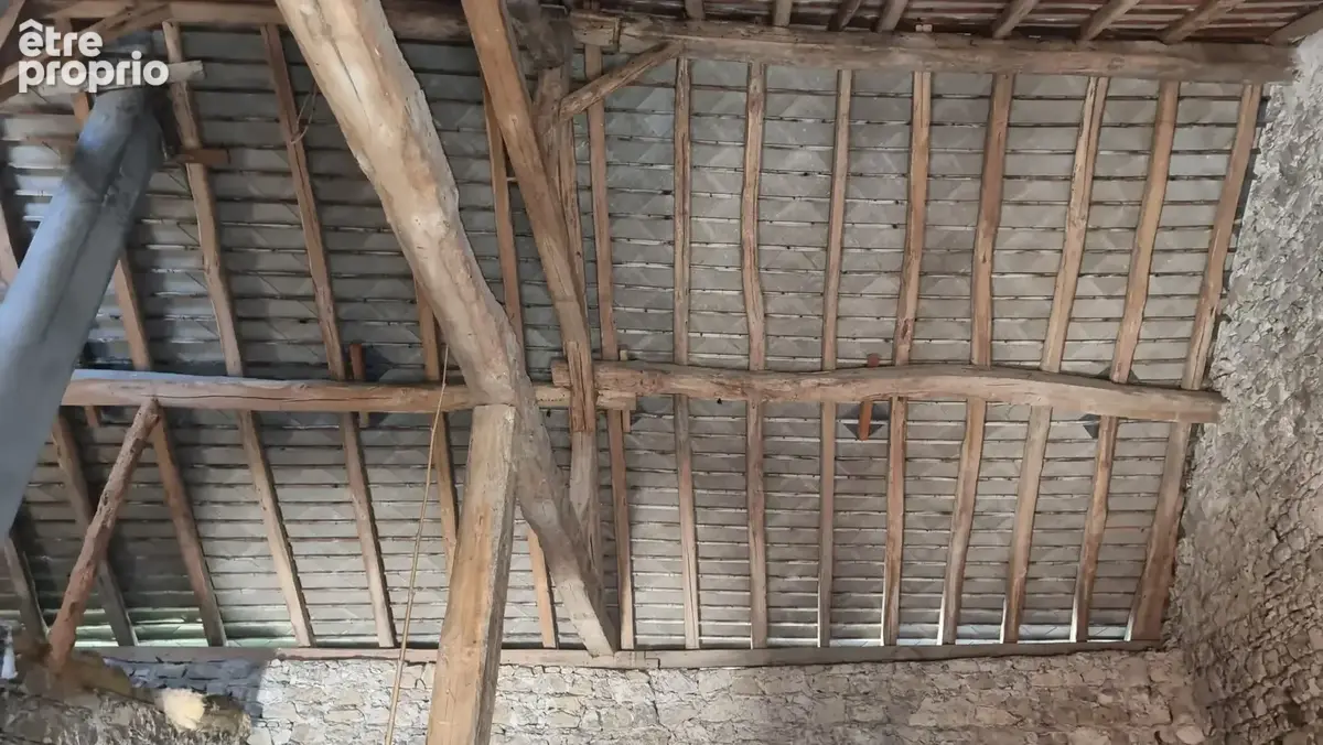 Maison en pierre avec gros ptotentiel - photo 20