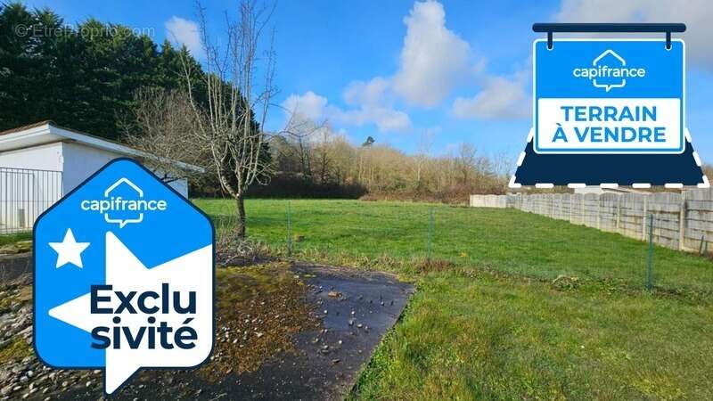 Terrain à EUGENIE-LES-BAINS