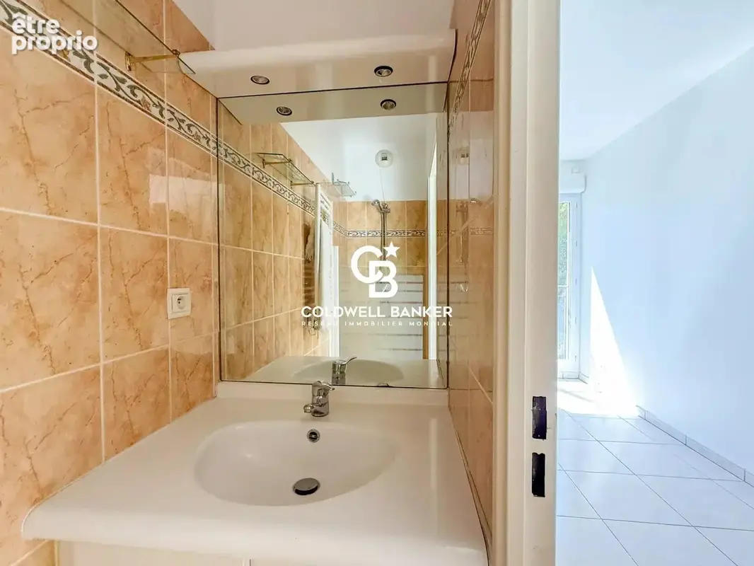 Appartement T4 et Garage, résidence de standing avec piscine proche centre ville - 83400 Hyères - photo 20