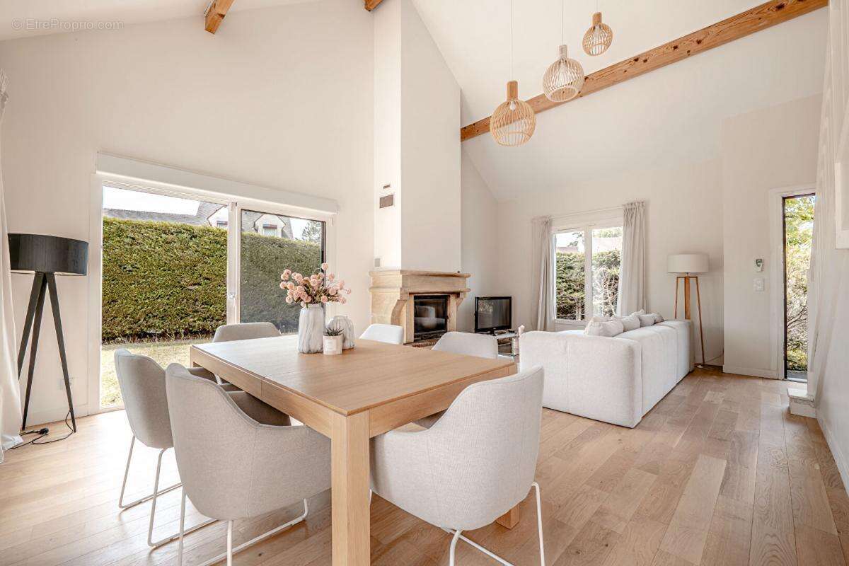 Maison à MAROLLES-EN-BRIE