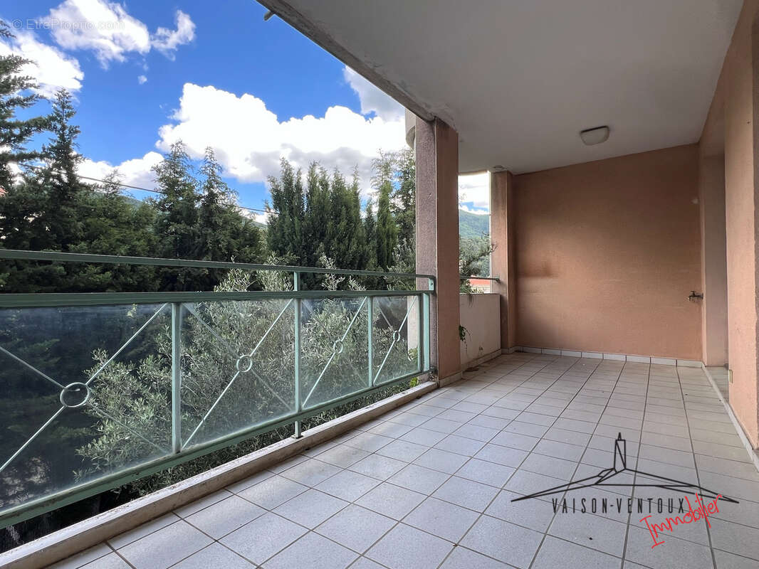 Appartement à NYONS