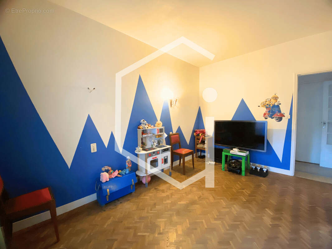 Maison à SAINT-AMAND-EN-PUISAYE