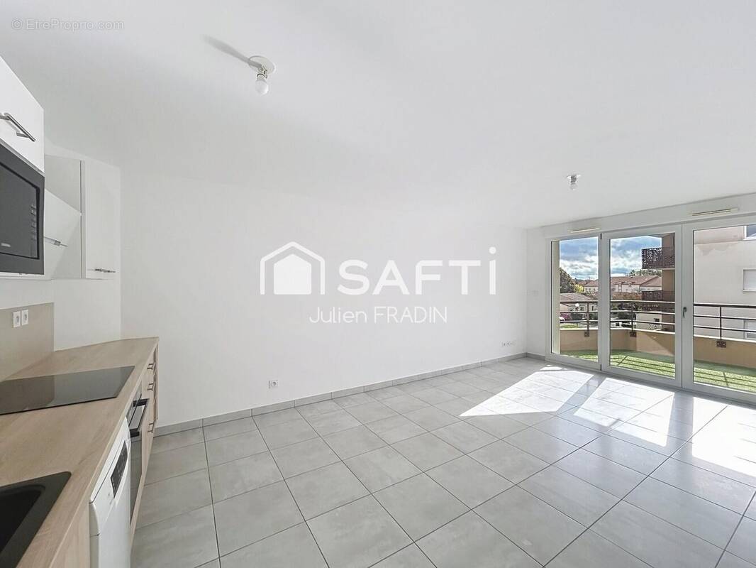 Photo 1 - Appartement à SAINT-JULIEN-DE-CONCELLES