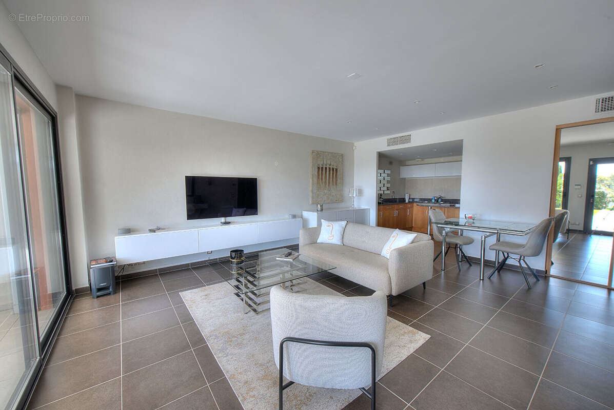 Appartement à SAINT-RAPHAEL