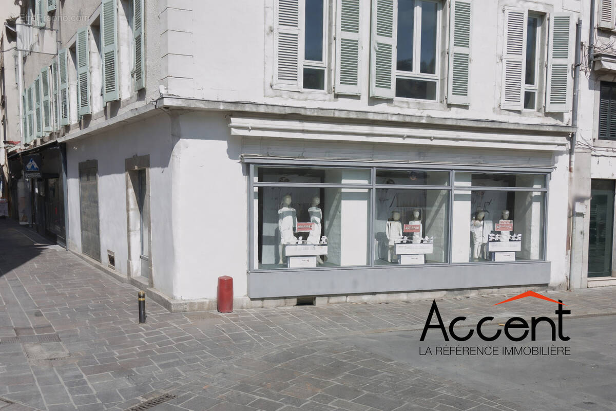 Commerce à RODEZ