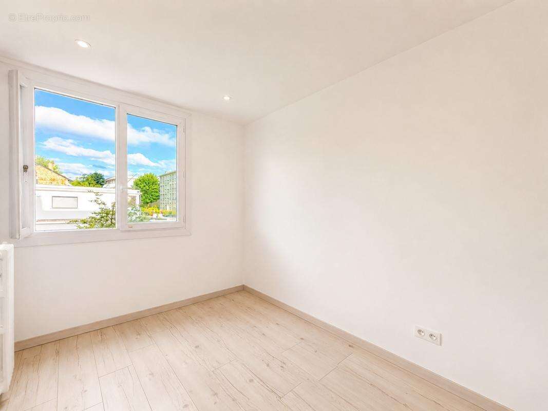 Appartement à BRY-SUR-MARNE