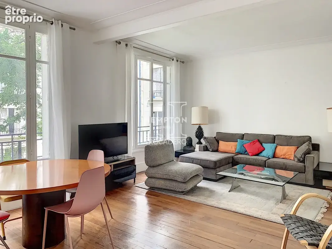 Paris xvi • trocadéro • 3 pièces avec possibilité de 2 chambres 73 m2 - photo 3