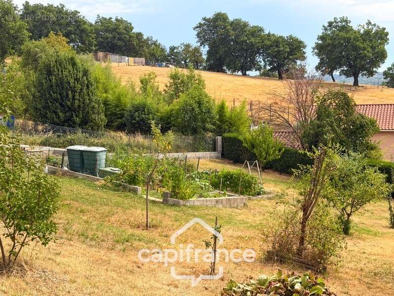 Maison à vendre Sur les hauteurs de Givors avec une Vue panoramique sur le Rhône - photo 27