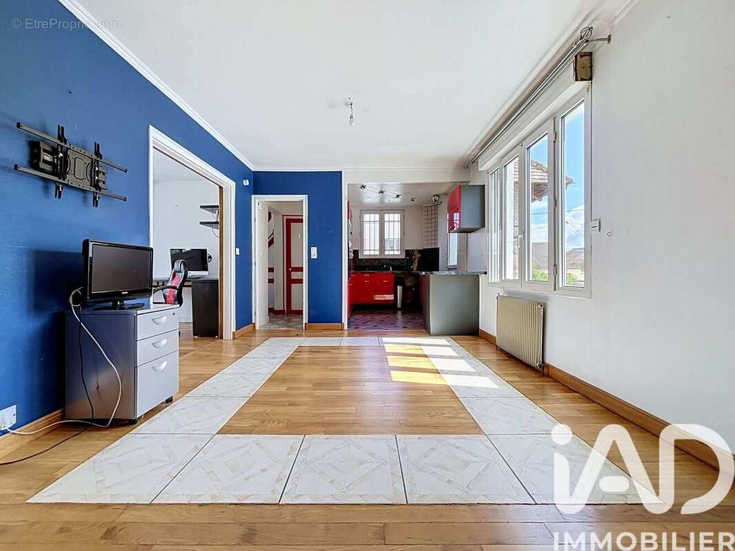Photo 8 - Maison à SAINTE-GENEVIEVE-DES-BOIS