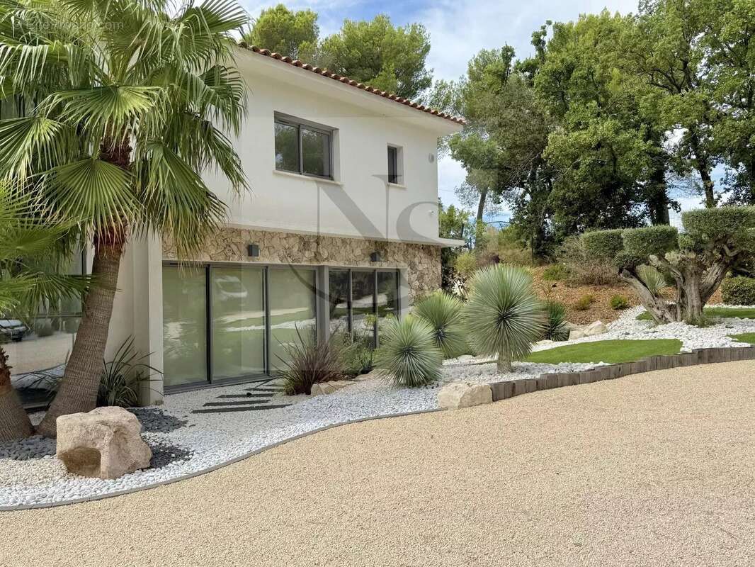 Maison à AIX-EN-PROVENCE