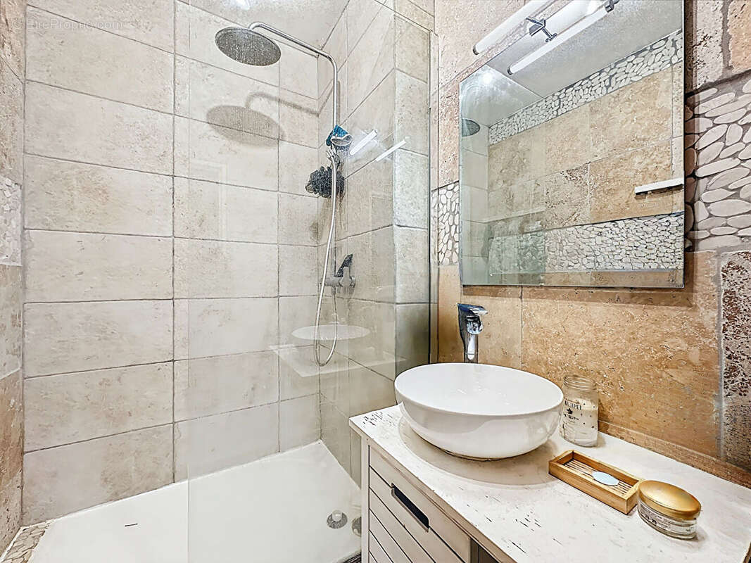 Appartement à MARSEILLE-13E