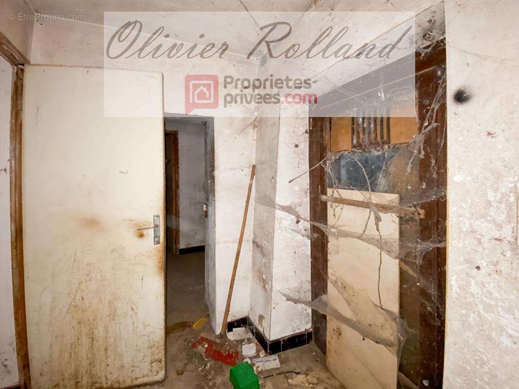 Maison à MONTREUIL-BELLAY