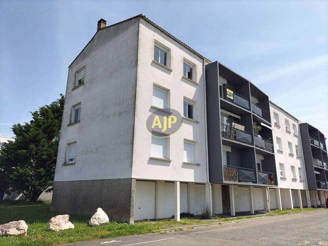 Appartement à TONNAY-CHARENTE