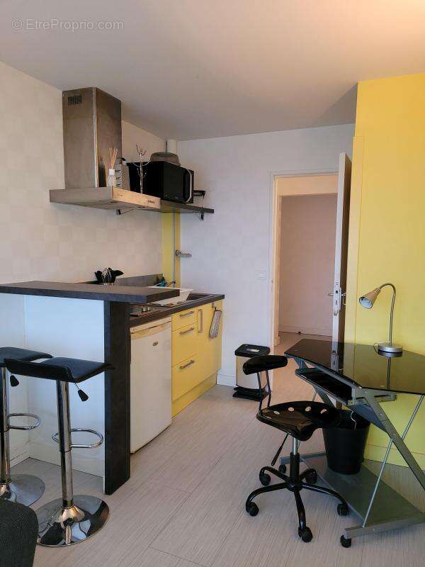 Deux studios Bourg l'évêque - photo 3