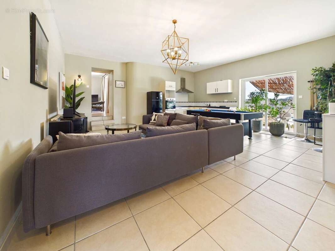 Maison à MONFLANQUIN