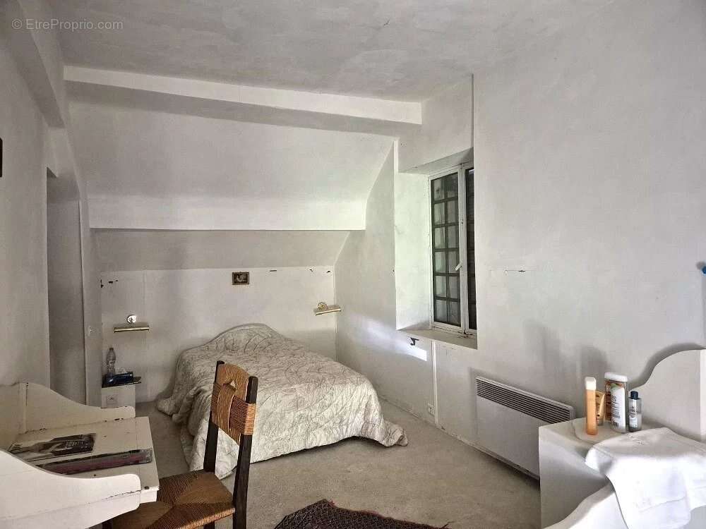 Maison à BEAUNE-LA-ROLANDE