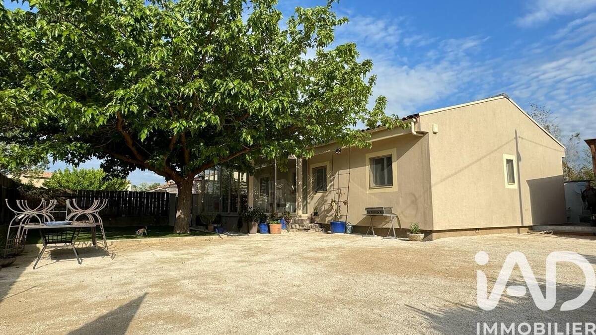 Photo 1 - Maison à VEDENE