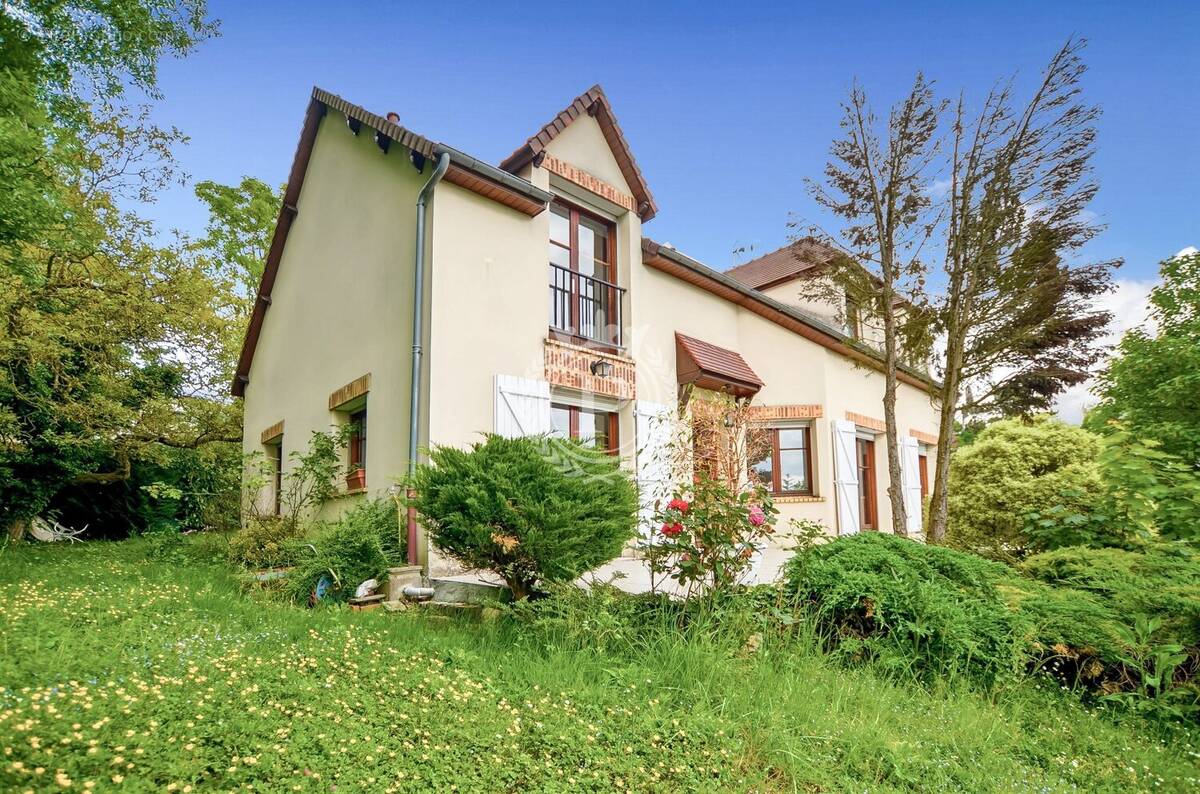 Maison à SAINT-LEU-LA-FORET