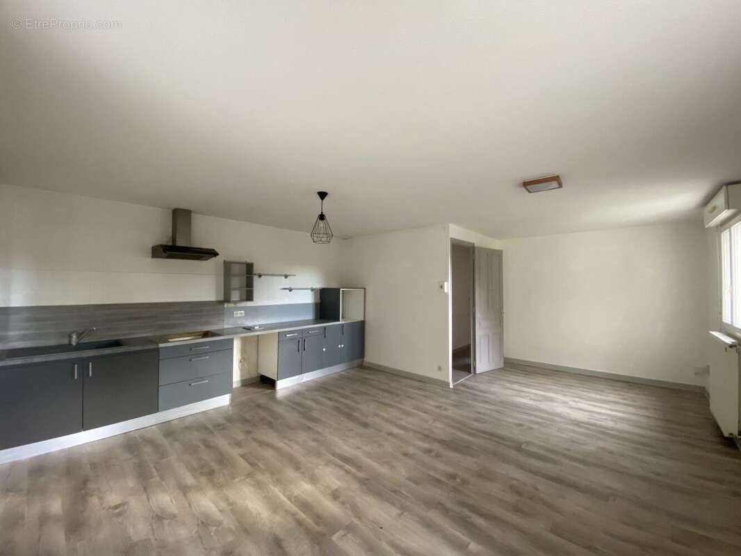 Appartement à VALS-LES-BAINS