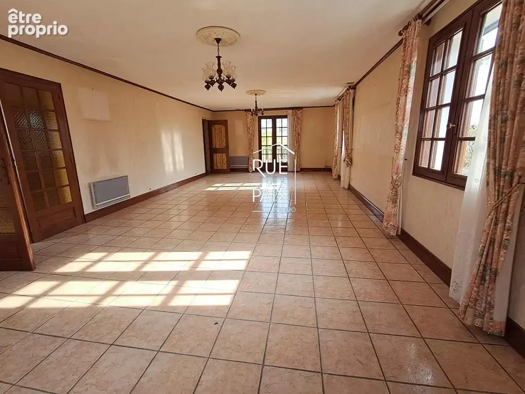 Maison spacieuse avec grand terrain à Naintré - photo 3