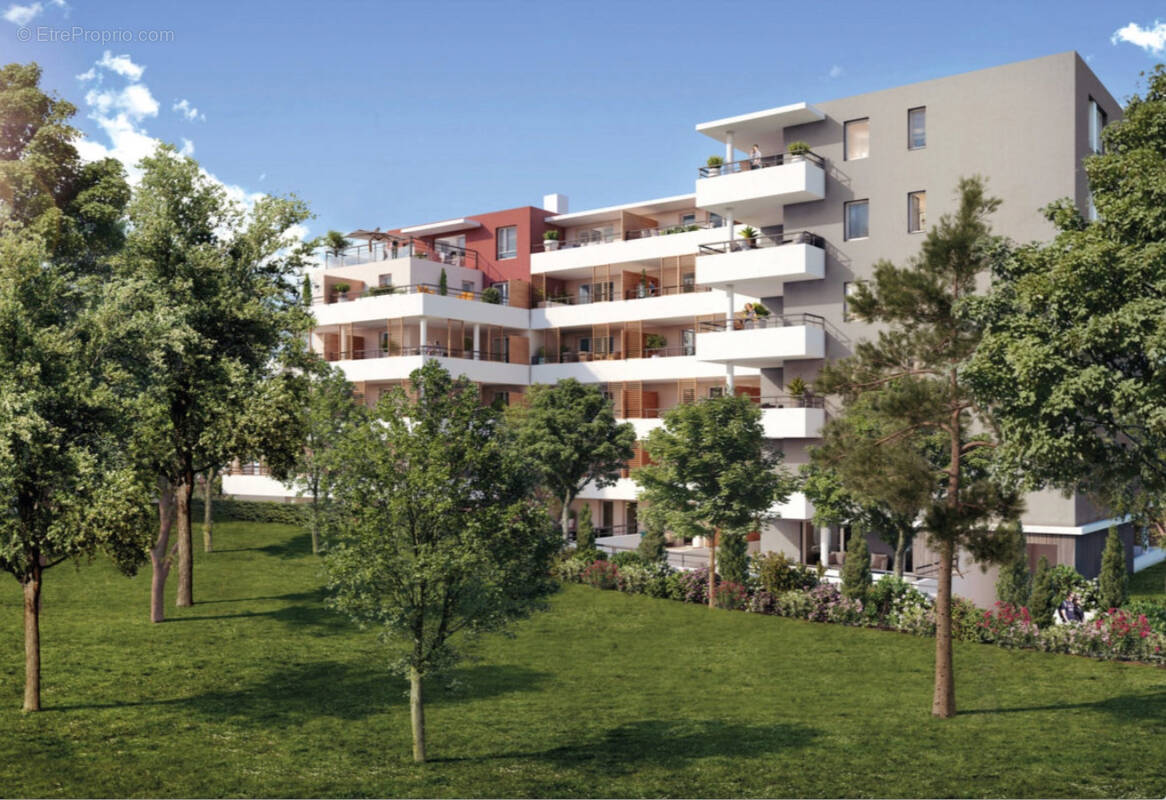 Parking à MARSEILLE-10E