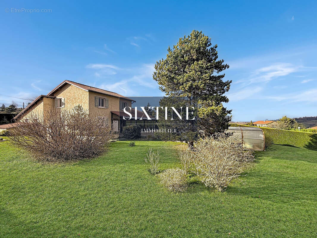 Maison à SAINT-ROMAIN-EN-GAL