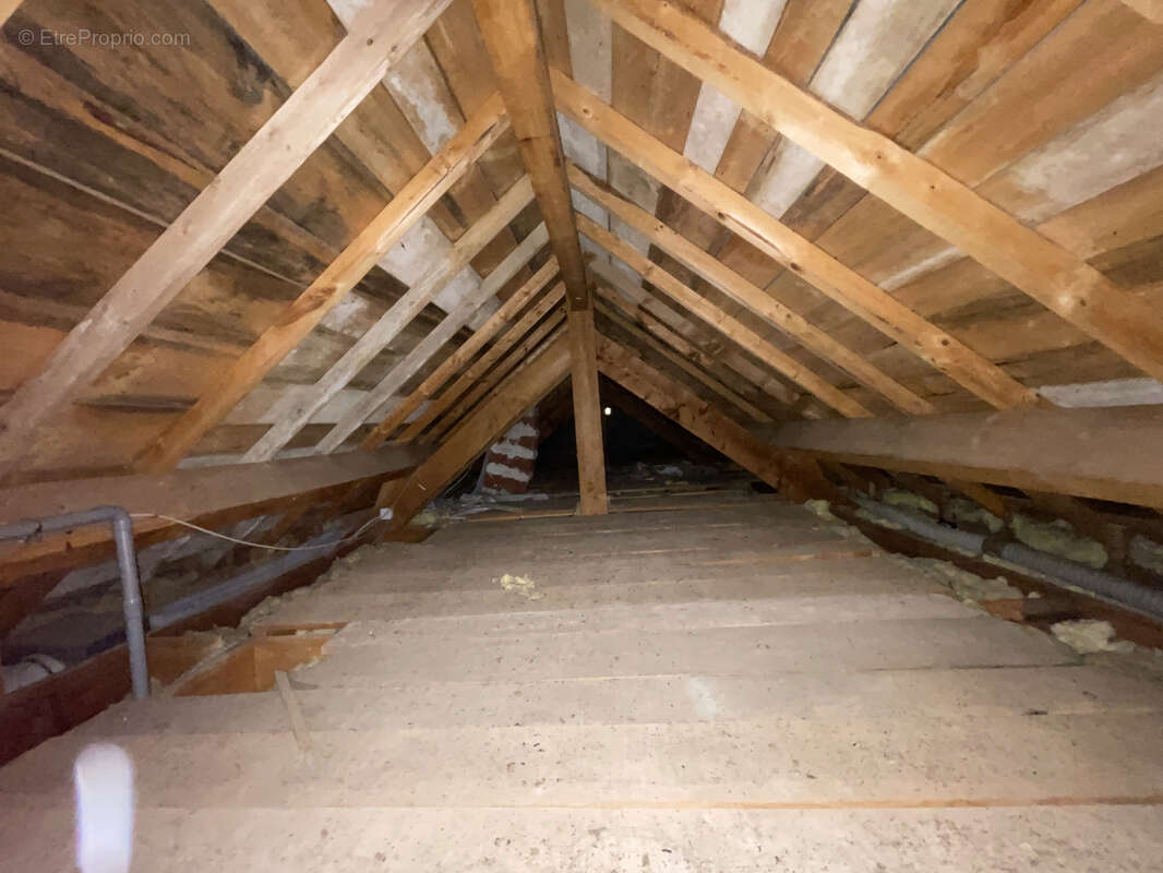 Maison familiale de 170 m2   Vue dégagée et fort potentiel - photo 24