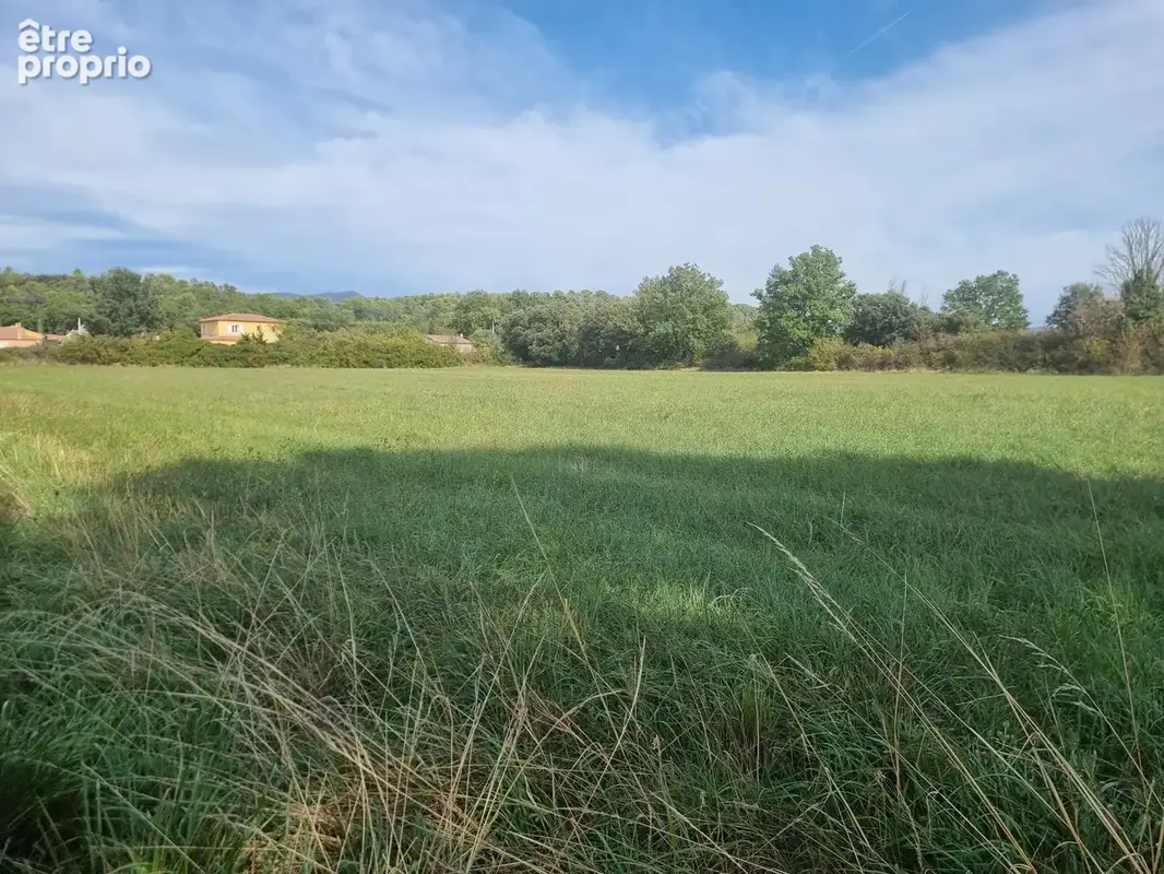 Photo Terrain à Regusse au prix de 118 000€