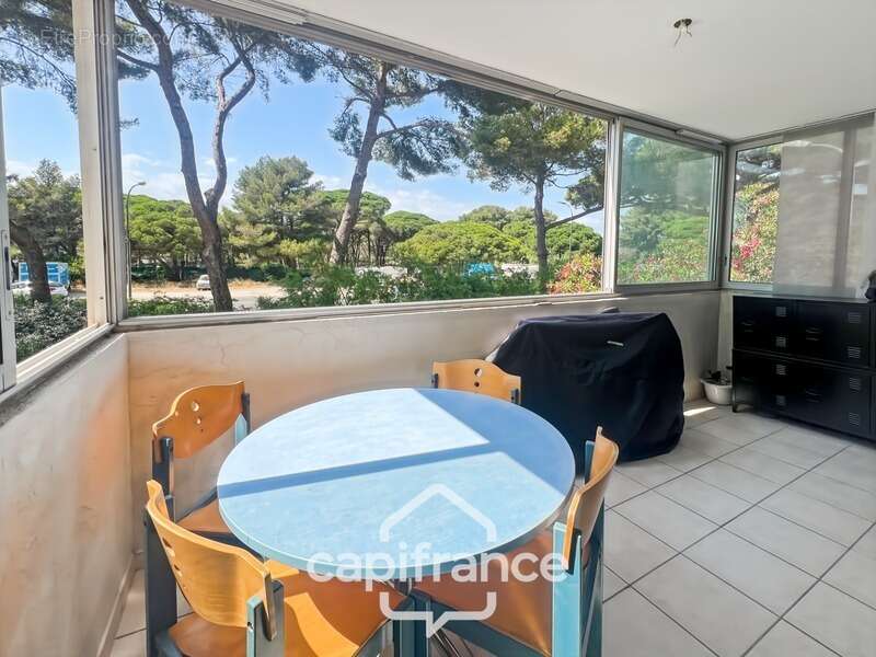 Appartement à HYERES
