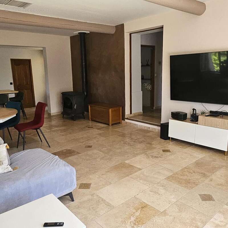 Photo 8 - Maison à SAINT-SATURNIN-LES-APT