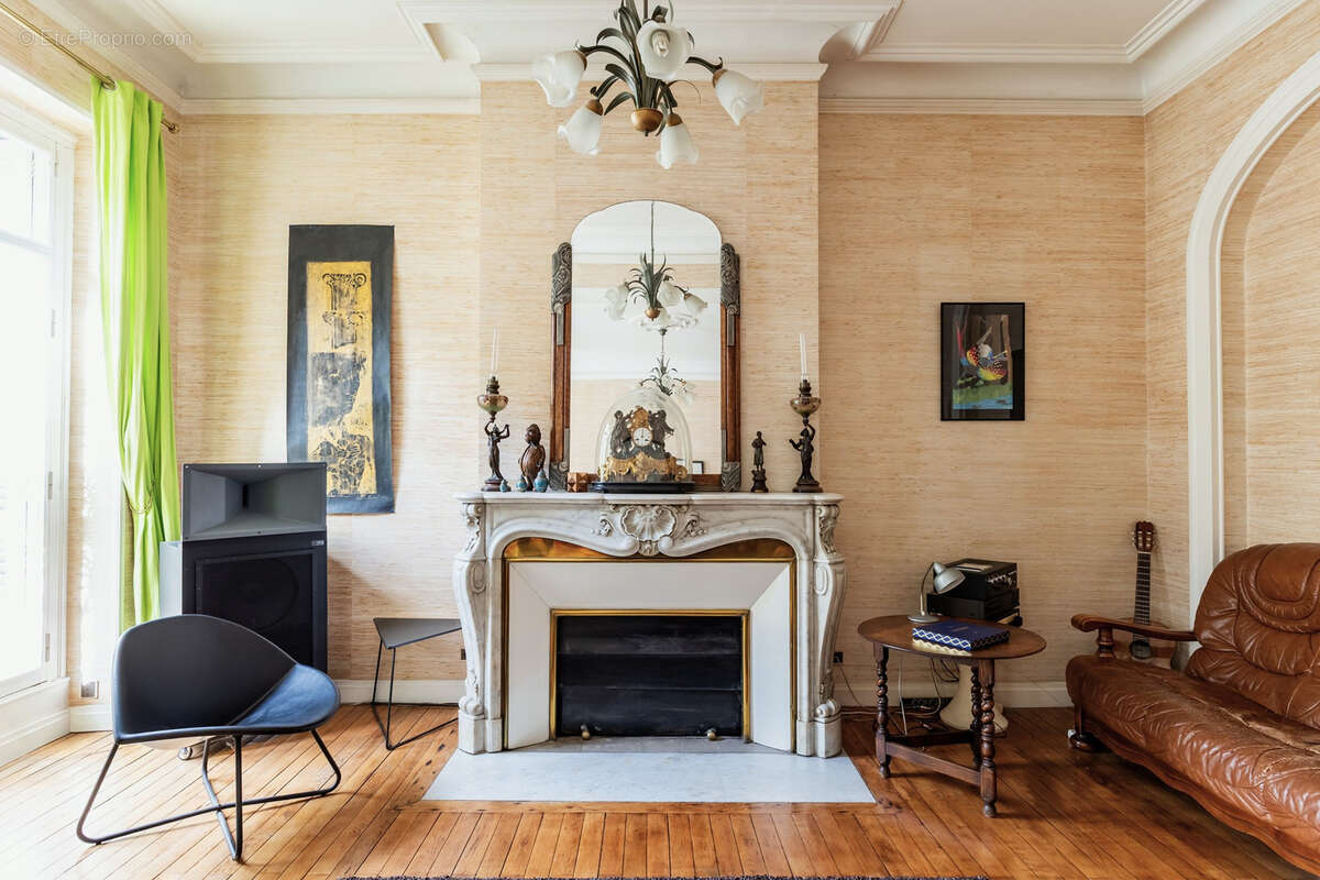 Appartement à BORDEAUX