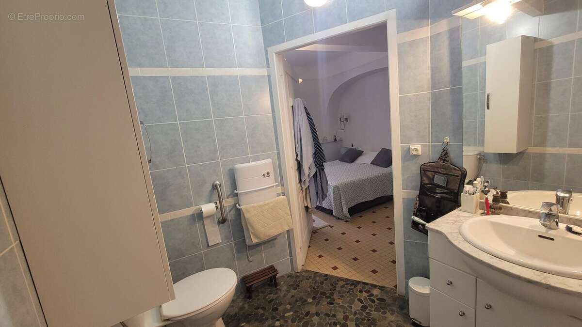 Maison 180 m² à Trausse  - photo 6