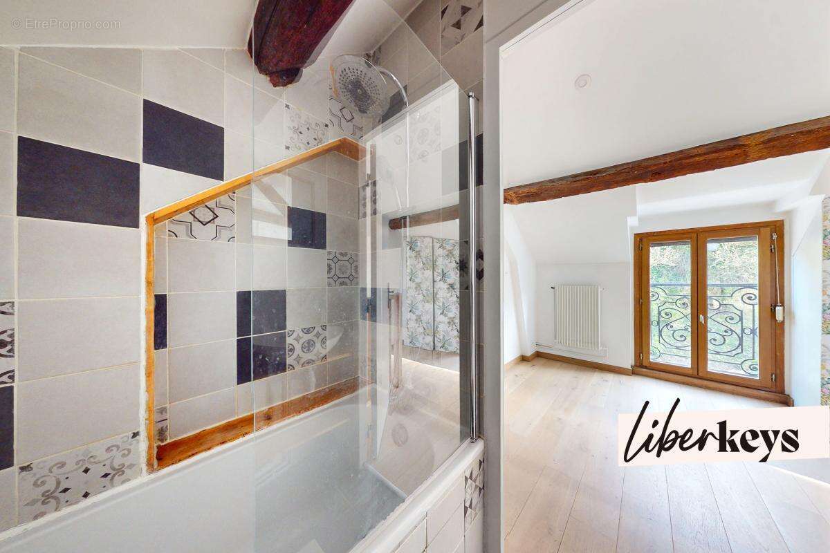 Appartement à CHAVILLE