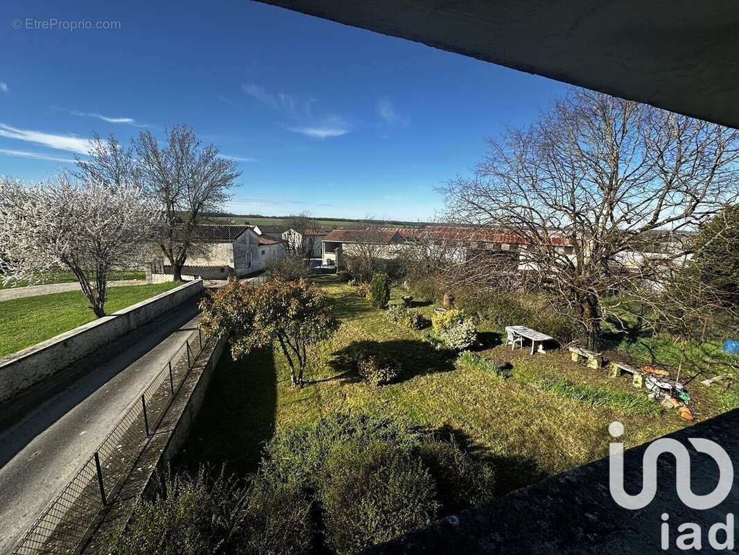 Photo 6 - Maison à BRESDON