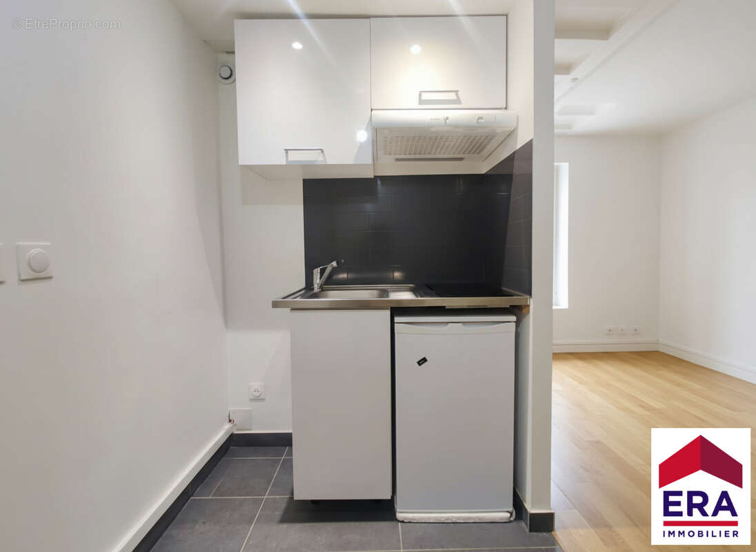 Appartement à PARIS-3E