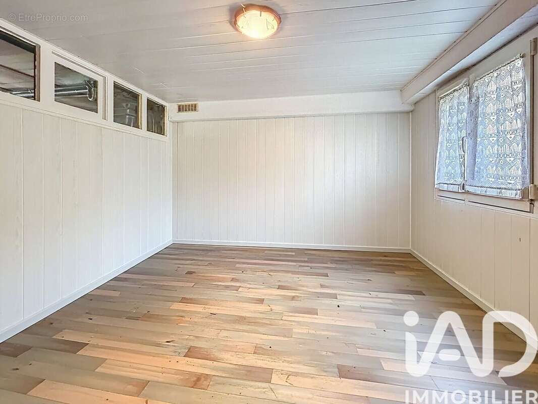 Photo 8 - Maison à VILLENEUVE-LE-ROI