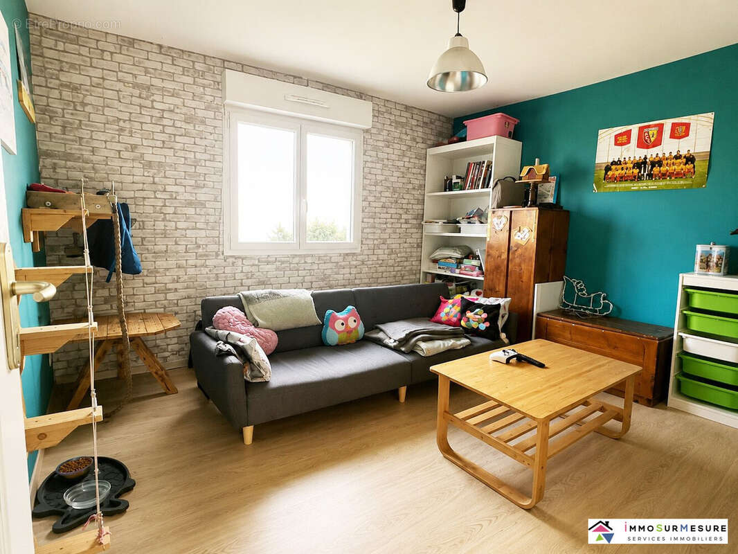 Maison 149 m² à Hernicourt  - photo 4