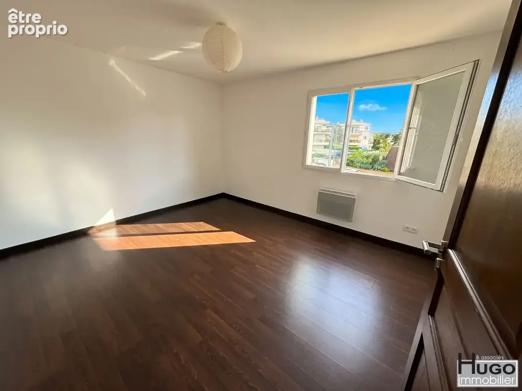 Caudéran centre - maison contemporaine avec garage, jardinet, terrasse et piscine ! - photo 8