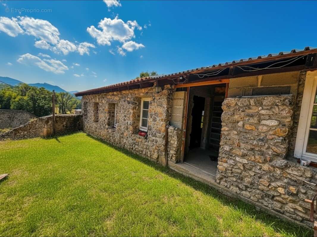 Propriete à vendre 8 pièces MONTEGUT (65) - photo 5